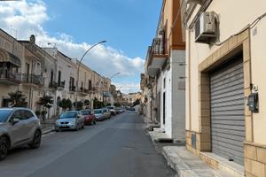 Si Affitta Locale commerciale via torre ss 120mtq