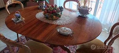 Sala da pranzo completa 