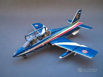 Aereo MB339A PAN ( Scala 1/48 )