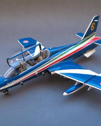 Aereo MB339A PAN ( Scala 1/48 )