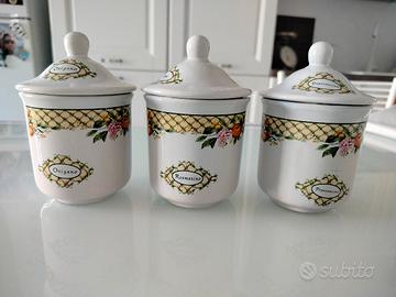 porta spezie in ceramica 