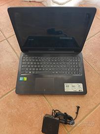 Notebook Asus F556U guasto
