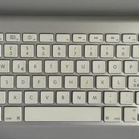 Magic Key Board Apple