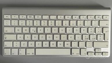 Magic Key Board Apple