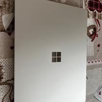 Surface laptop go i5