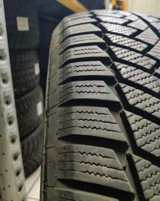 4 GOMME INVERNALI PER LAND ROVER DEFENDER 2024