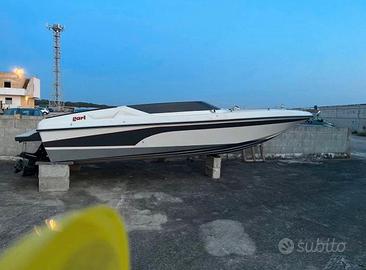 Gari blitz 23 + Mercruiser 4.3