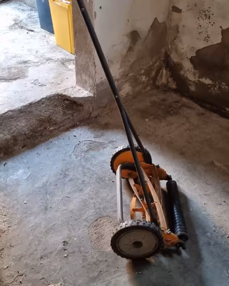 tagliaerba manuale 