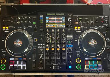 Pioneer DJ XDJ-XZ + Flight Case Magma (con Ruote)