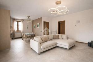 3 LOCALI A AZZANO SAN PAOLO