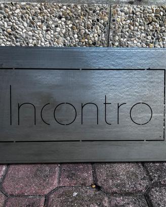 Insegna metallo artigianale "Incontro" per locali