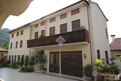 CASA DI CORTE A SAN PIETRO MUSSOLINO