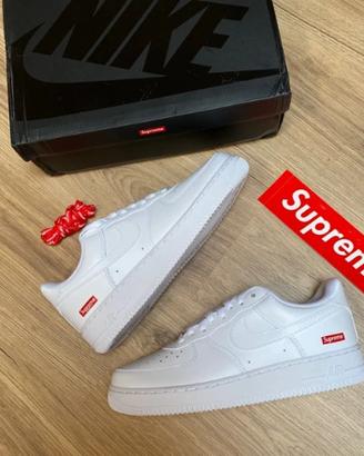 Sneakers basse SupremexNike Air Force 1bianche40.5