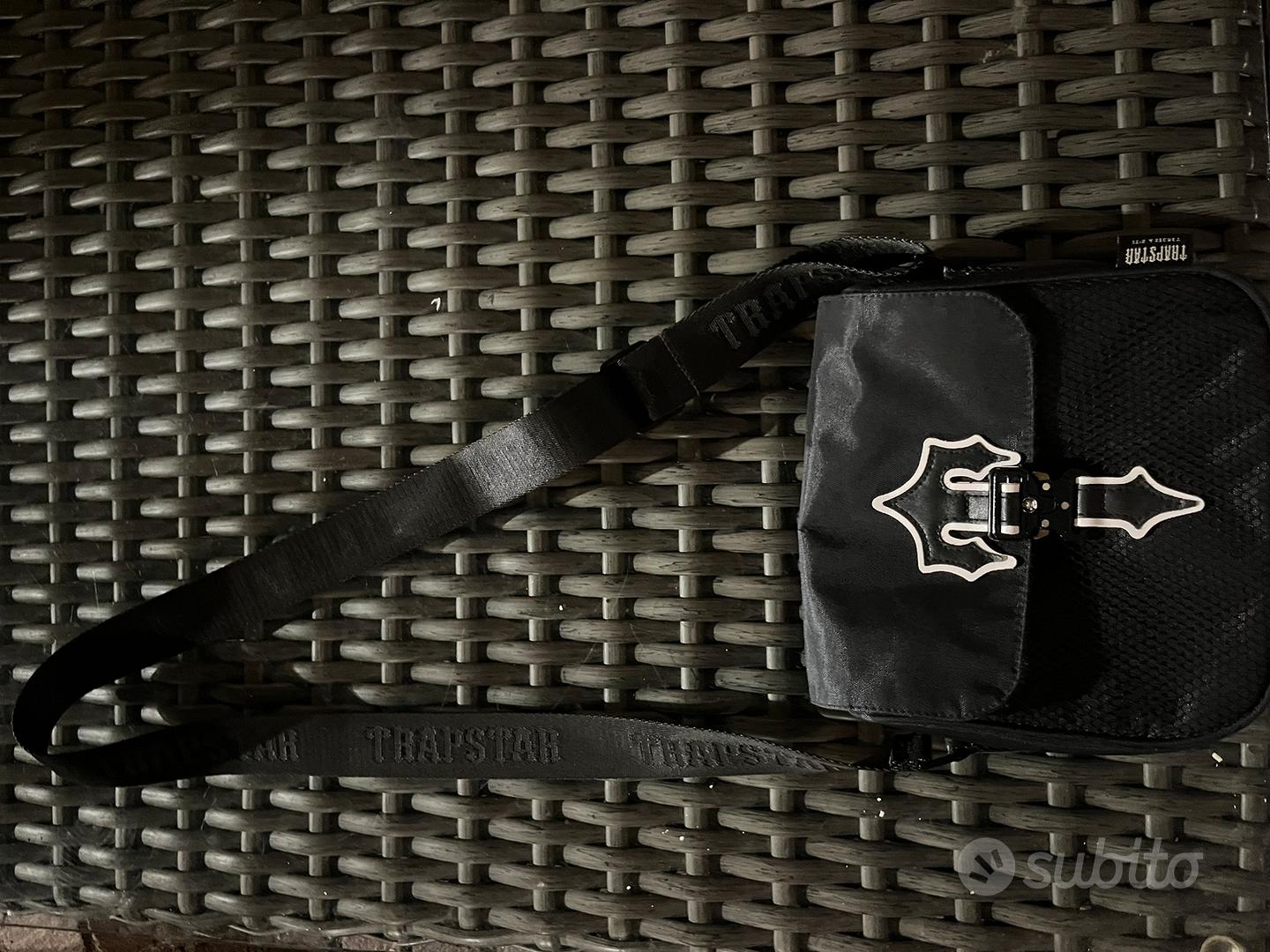 borsello trapstar Abbigliamento e Accessori In vendita a Modena