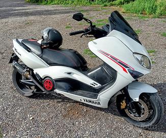 Yamaha TMax 500