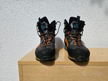 Scarponi da alpinismo Scarpa Triolet GTX