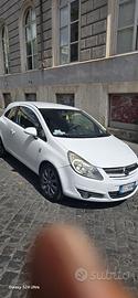 Opel corsa 2010 gpl