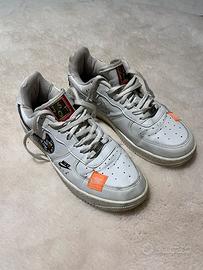 Scarpe Air-Force 1 Edizione “Just do It”