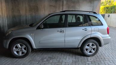 Toyota RAV4 2.0 D-4D 5p. Sol