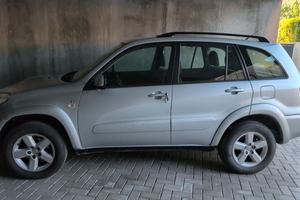 Toyota RAV4 2.0 D-4D 5p. Sol