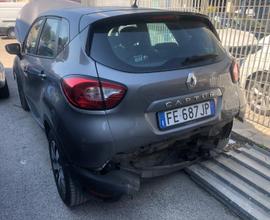 Renault captur SINISTRATA