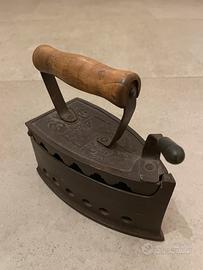 Ferri da stiro ghisa antichi