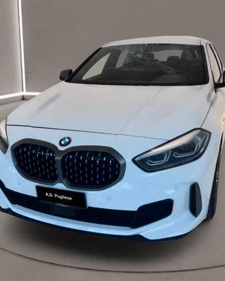 BMW Serie 1 (F40) - M 135i xDrive U151976