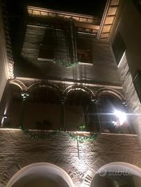 Reggio Centro Palazzo terra tetto mq 1.100 nuovo