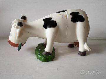 Mucca di plastica