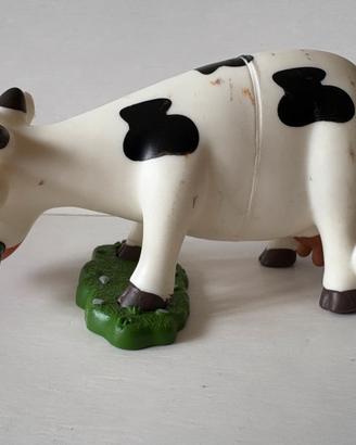 Mucca di plastica