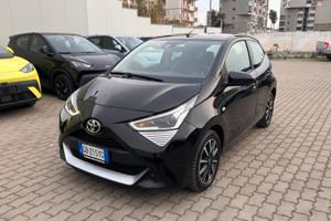 Toyota Aygo Connect 1.0 VVT-i 72 CV 5 porte x-play