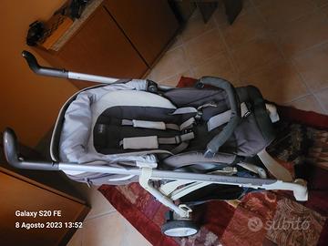 trilogy Inglesina con base stand up