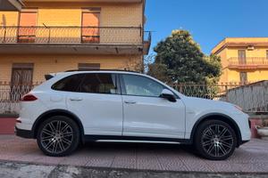 Porsche Cayenne 3.0 diesel