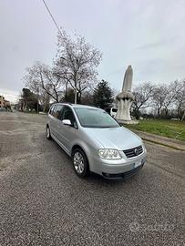 Volkswagen Touran – Spaziosa
