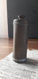 antica borraccia in ottone