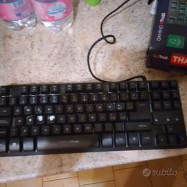 tastiera e mouse gaming tutto rgb
