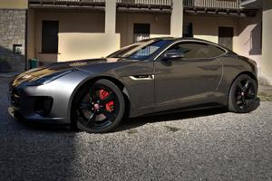 Jaguar F-Type p300 r-dynamic