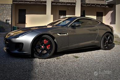 Jaguar F-Type p300 r-dynamic
