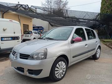 Renault Clio Storia 1.2 5 porte valuto permute