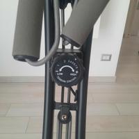 Cyclette pieghevole 