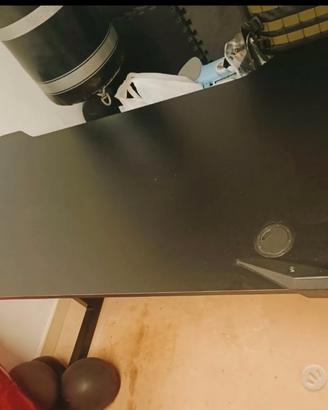 Scrivania da gaming o pc per ragazzi