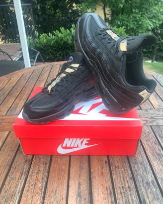 Nike Air Max 95 Nere  Taglia 45 Nuove Perfette