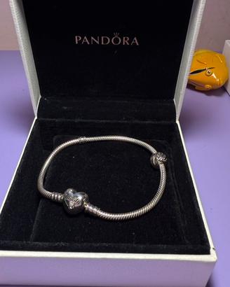 Bracciale Pandora con clip charm NUOVO