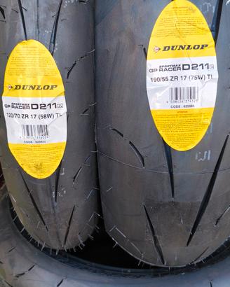 Dunlop D211 Gp Racer 120/70 190-200/55