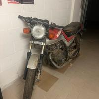 Suzuki gsx 250s