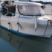 Quick Silver Pilothouse 580