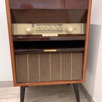 Radio d ‘epoca la “voce del padrone” modello 619