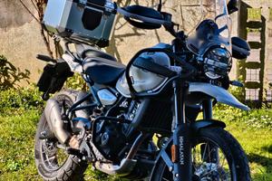 Royal Enfield Himalayan 450 Kamet White