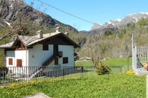 Alloggio in zona silenziosa a Champorcher (AO)