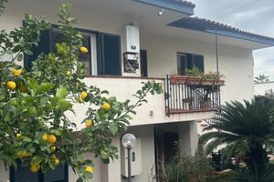 Arco Felice trilocale con posto auto